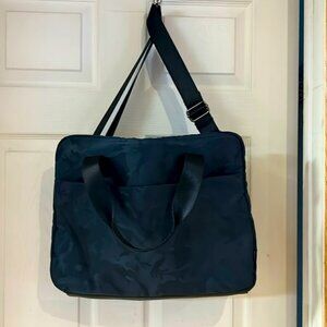 American Eagle Outfitters Laptop Messenger Bag Black Camo Print Unisex